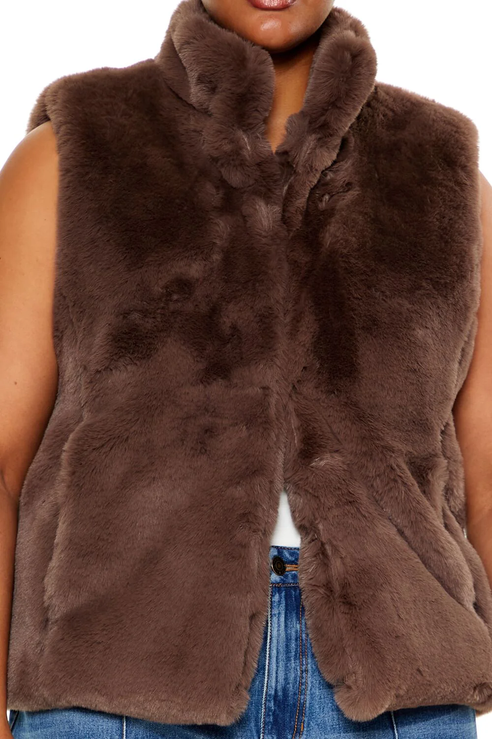 Plus Size Faux Fur Vest - Image 8
