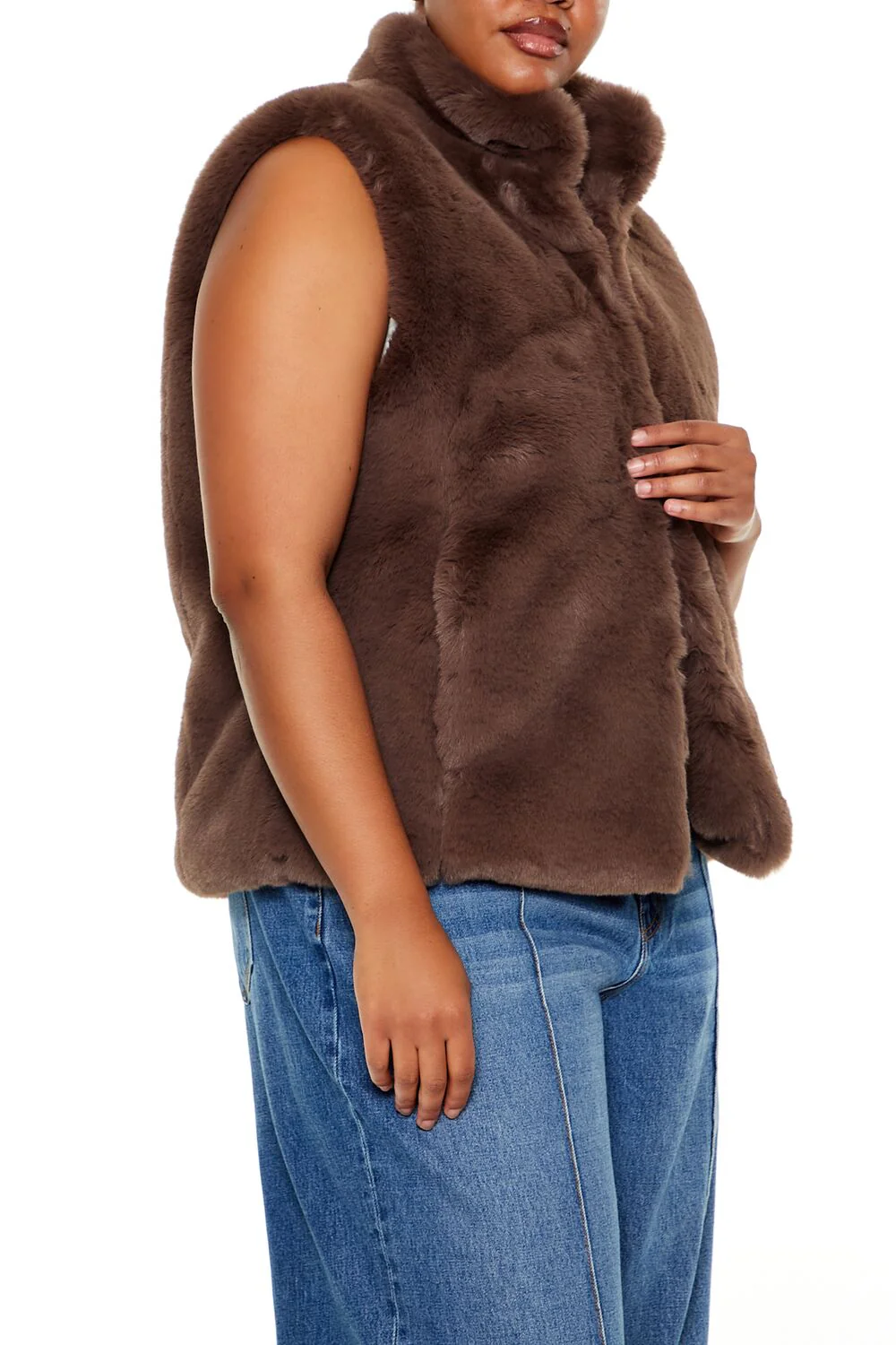 Plus Size Faux Fur Vest - Image 9