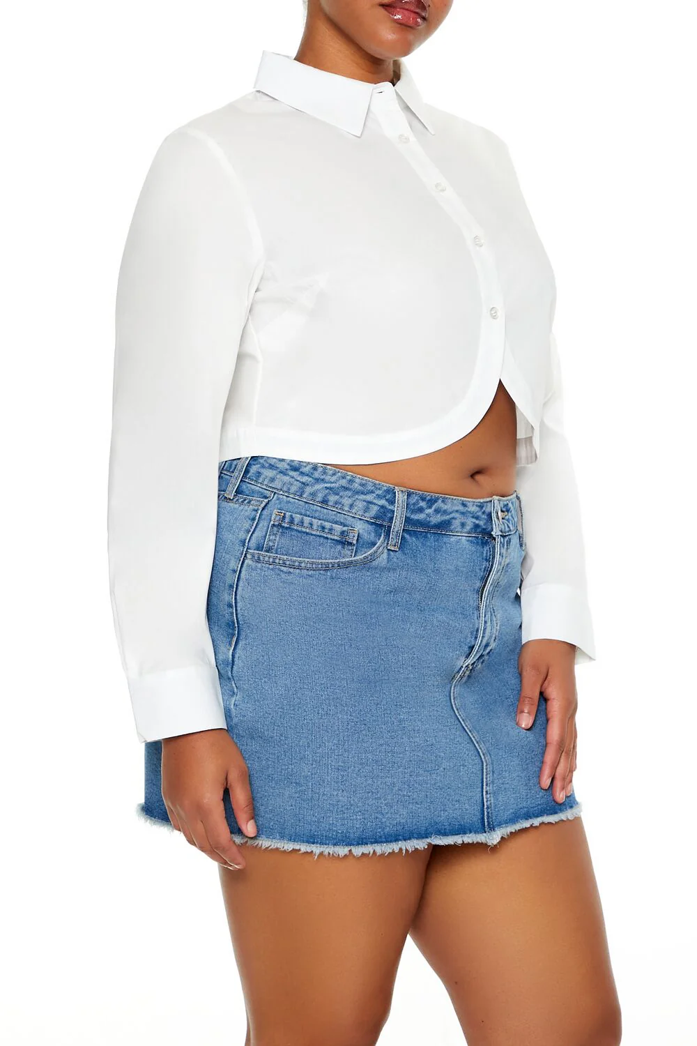 Plus Size Notched Cropped Shirt - Image 4