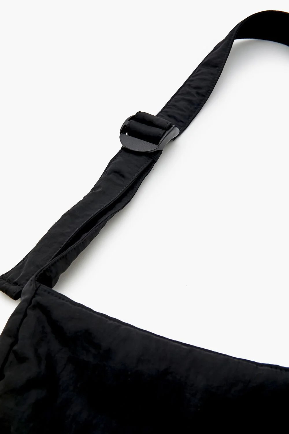 Men Nylon Sling Bag - Image 3