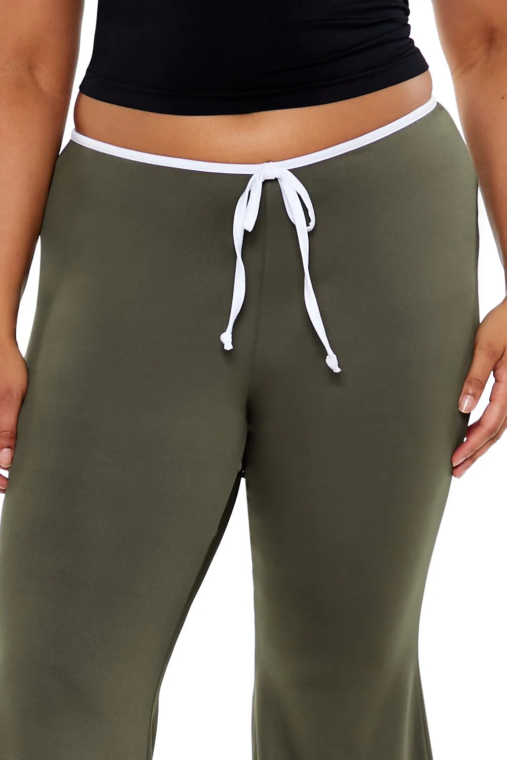 Plus Size Tie-Waist Flare Leggings - Image 5