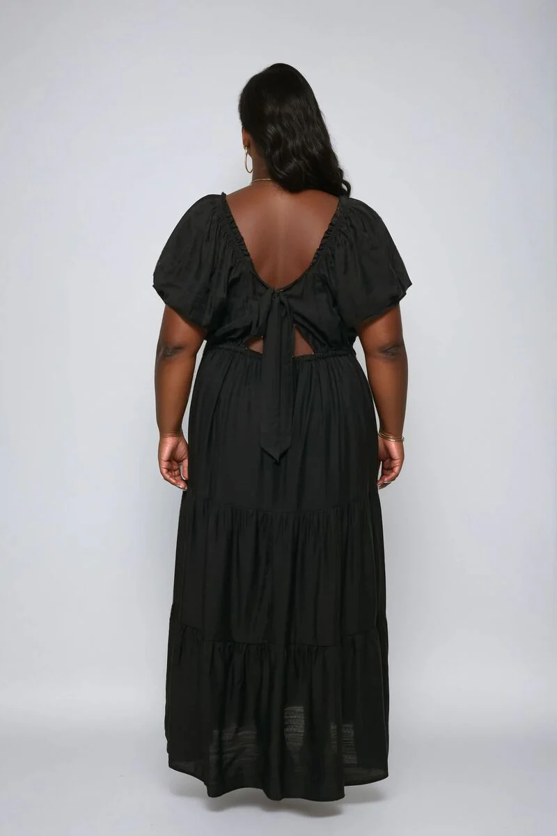 Plus Size Tiered Puff-Sleeve Maxi Dress - Image 4
