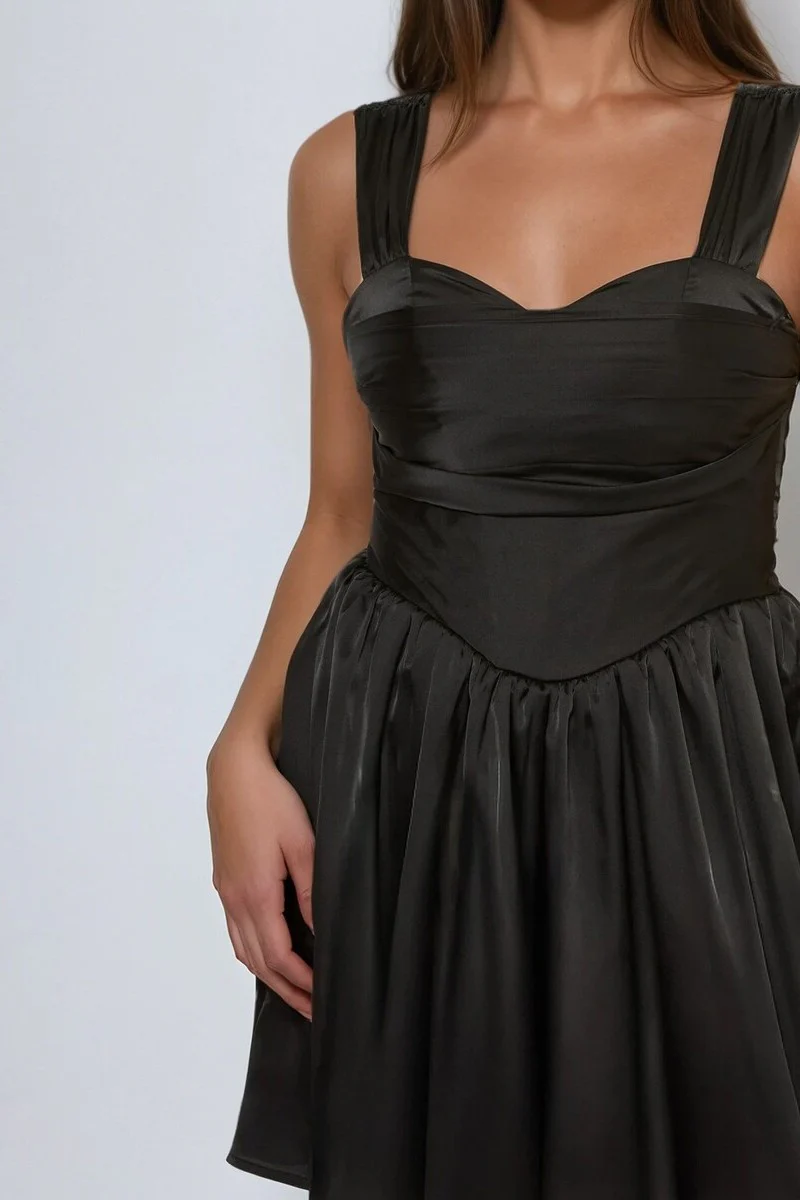 Satin Sweetheart Mini Dress - Image 3