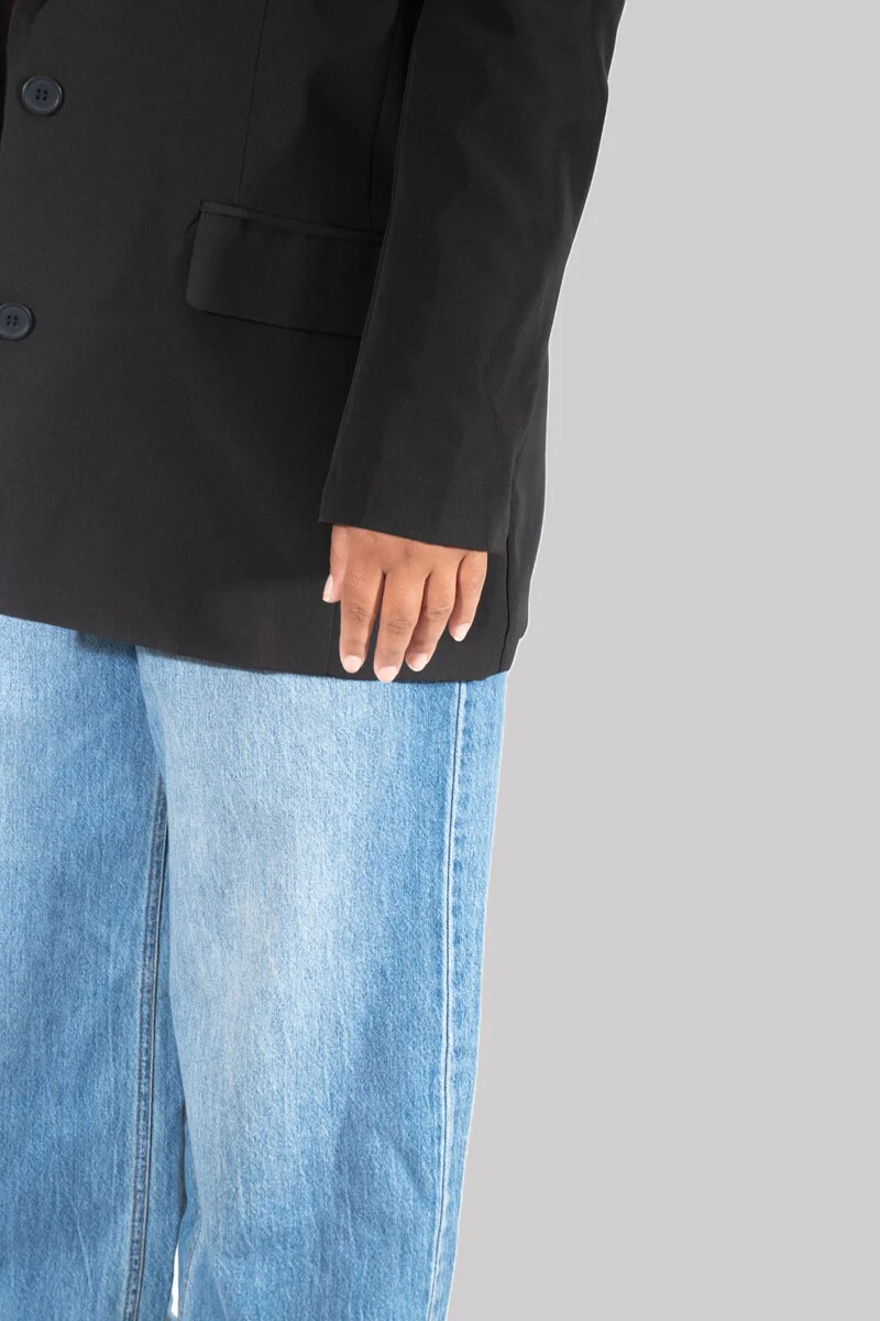 Plus Size Relaxed-Fit Blazer - Image 2