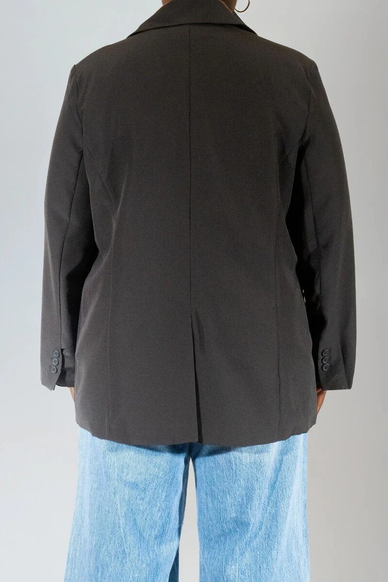 Plus Size Relaxed-Fit Blazer - Image 3