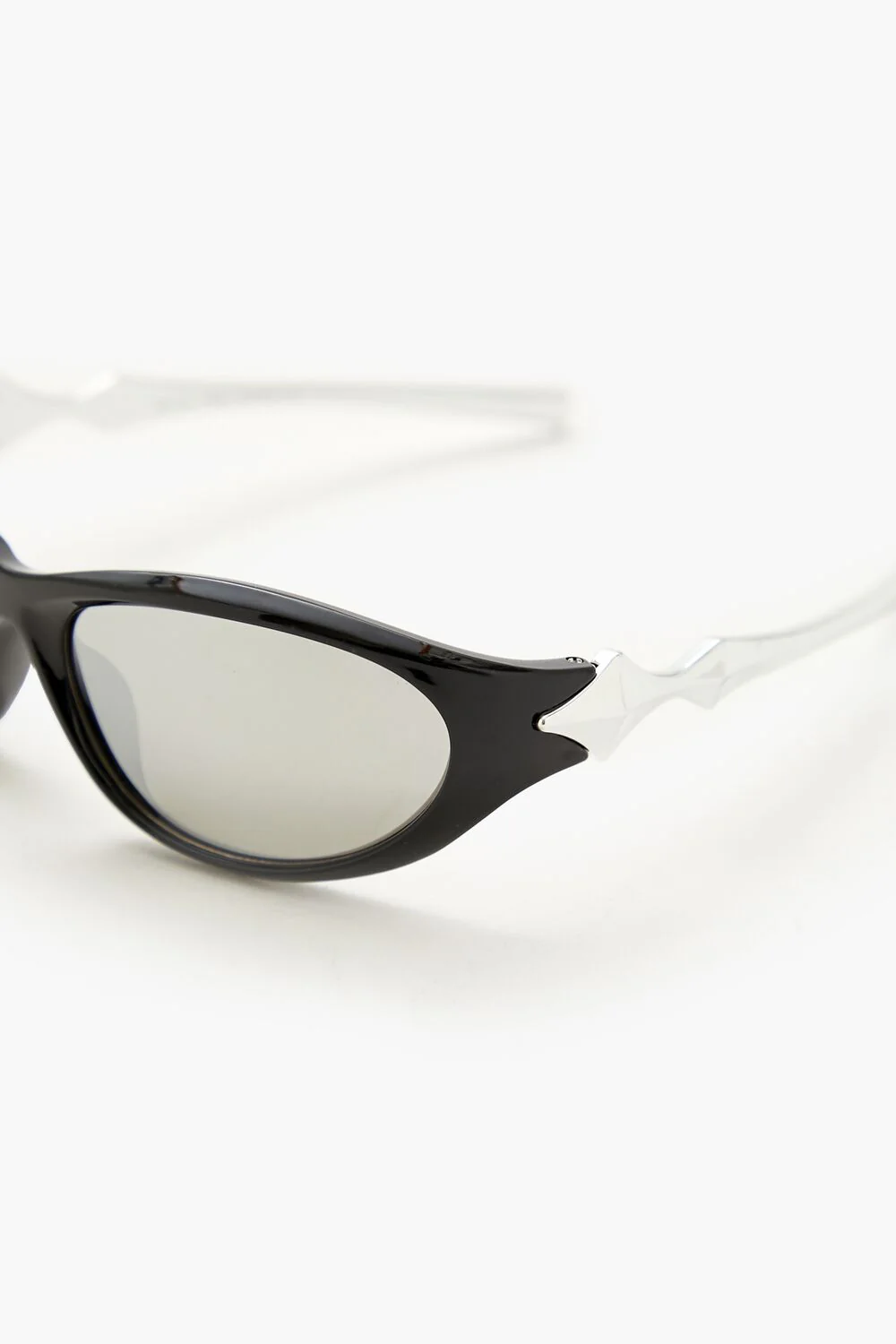 Oval Frame Sunglasses - Image 5