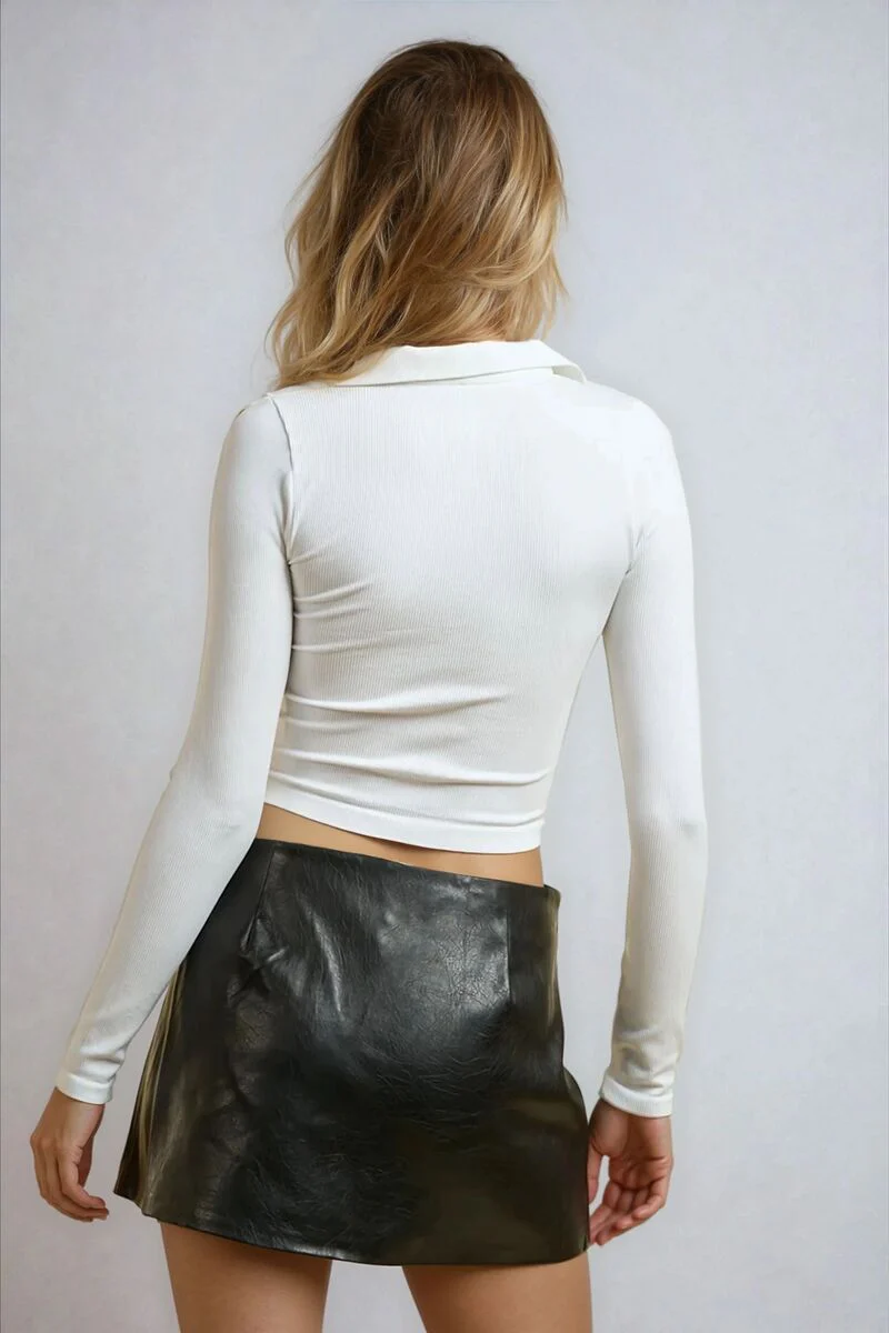 Seamless Zip-Front Crop Top - Image 4