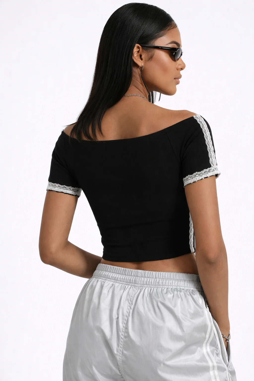 Lace-Up Raglan Cropped Tee - Image 7