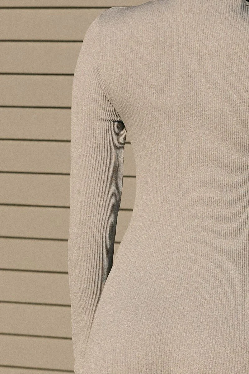 Seamless Ribbed Zip-Front Jumpsuit - Image 10