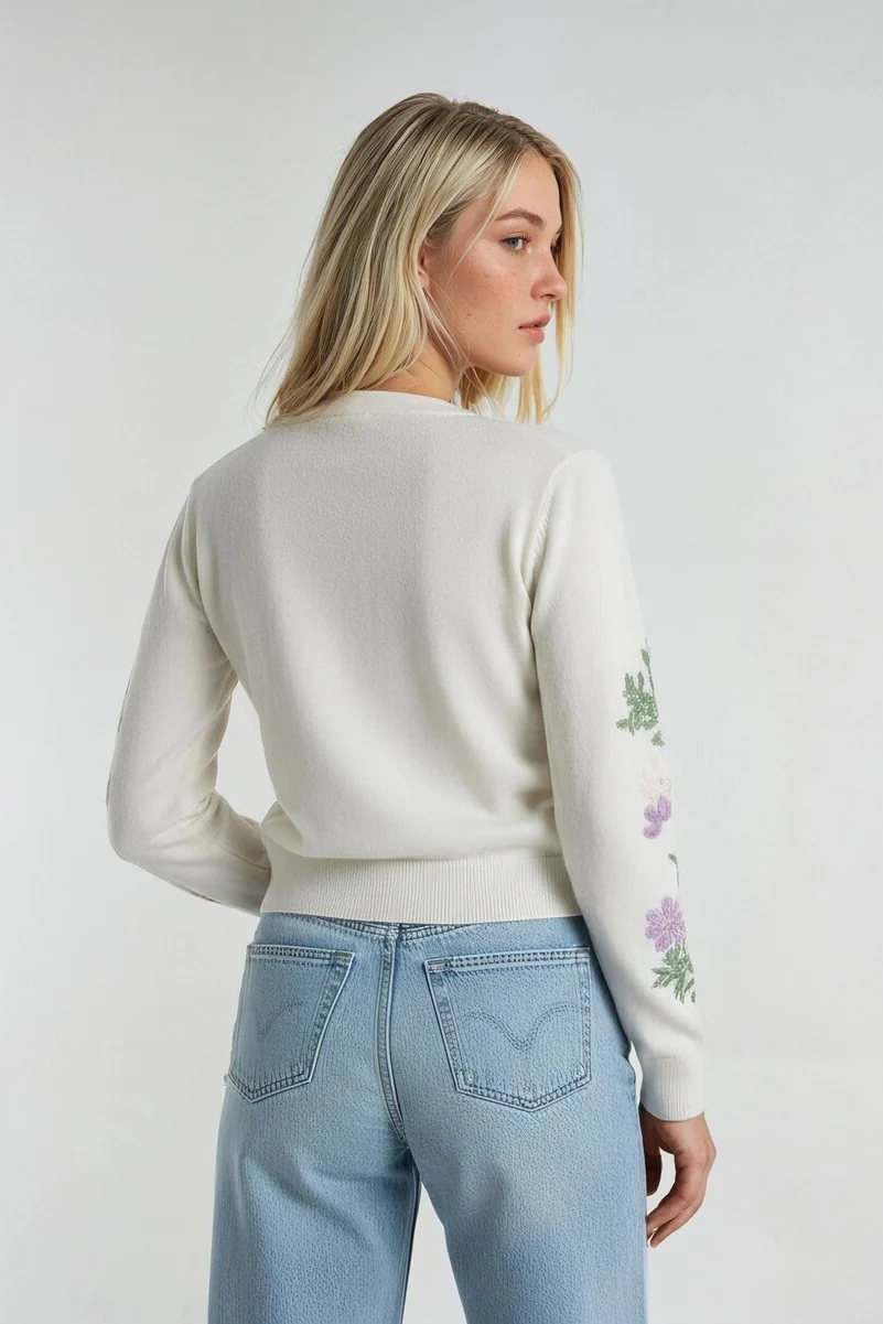 Floral Embroidered-Sleeve Cropped Cardigan - Image 3