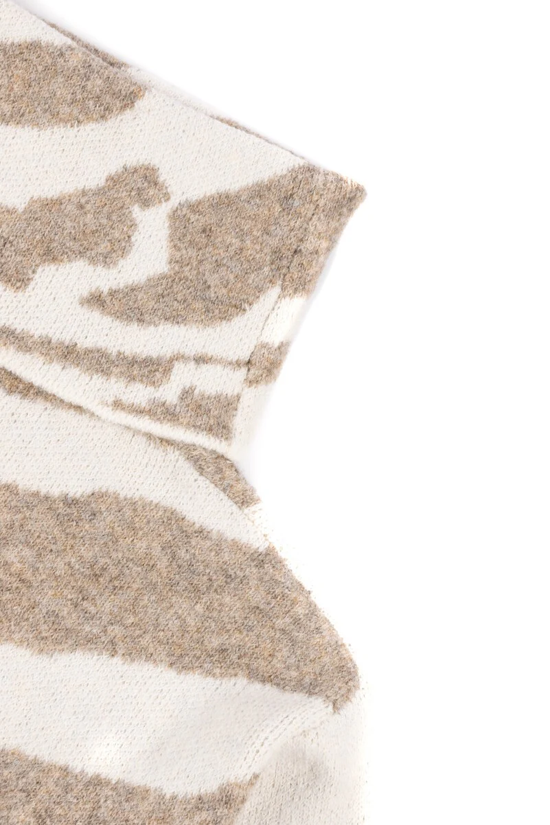 Zebra Print Cropped Turtleneck Sweater - Image 4