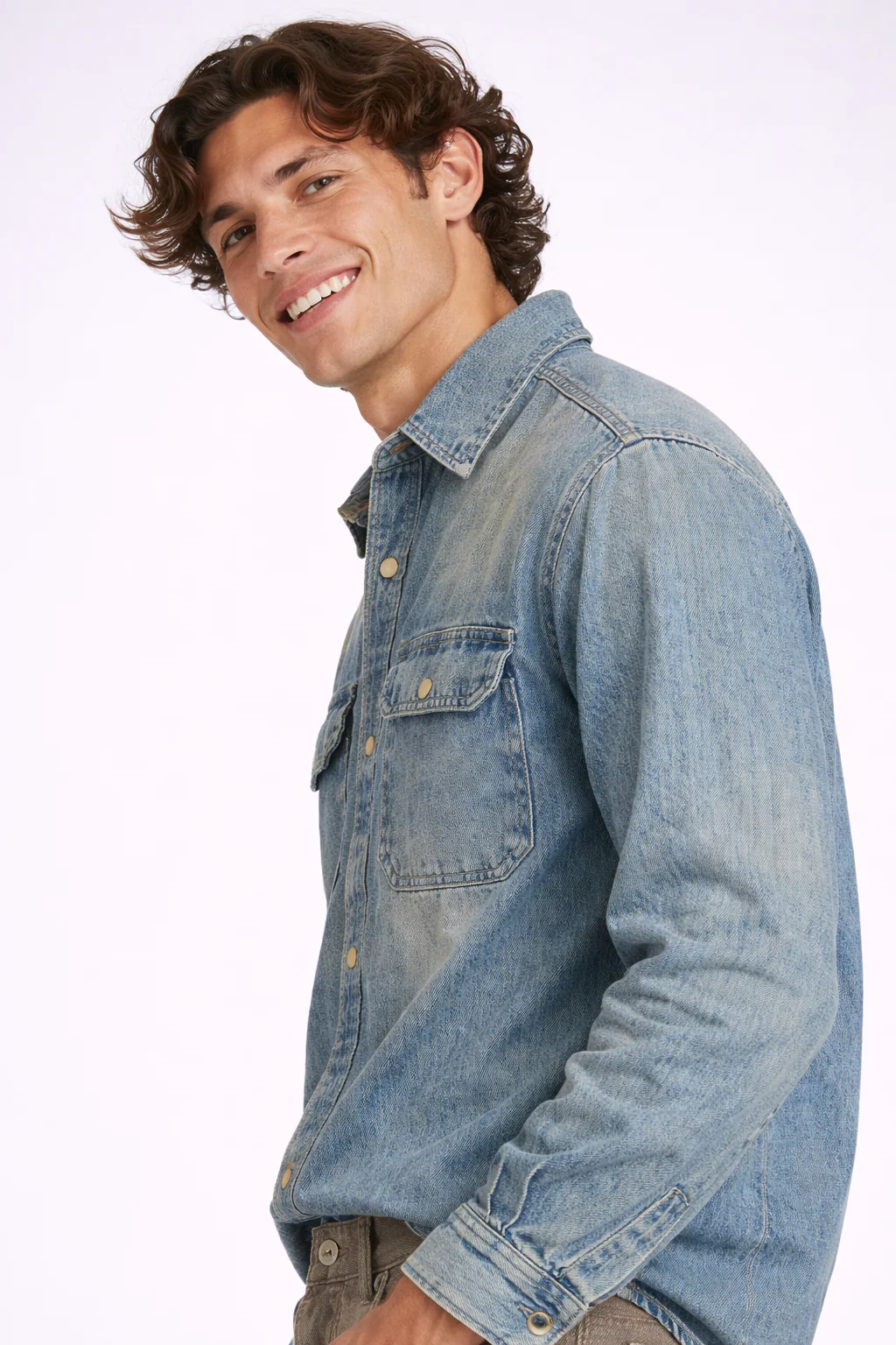 F21 Men Vintage Wash Denim Shirt - Image 2