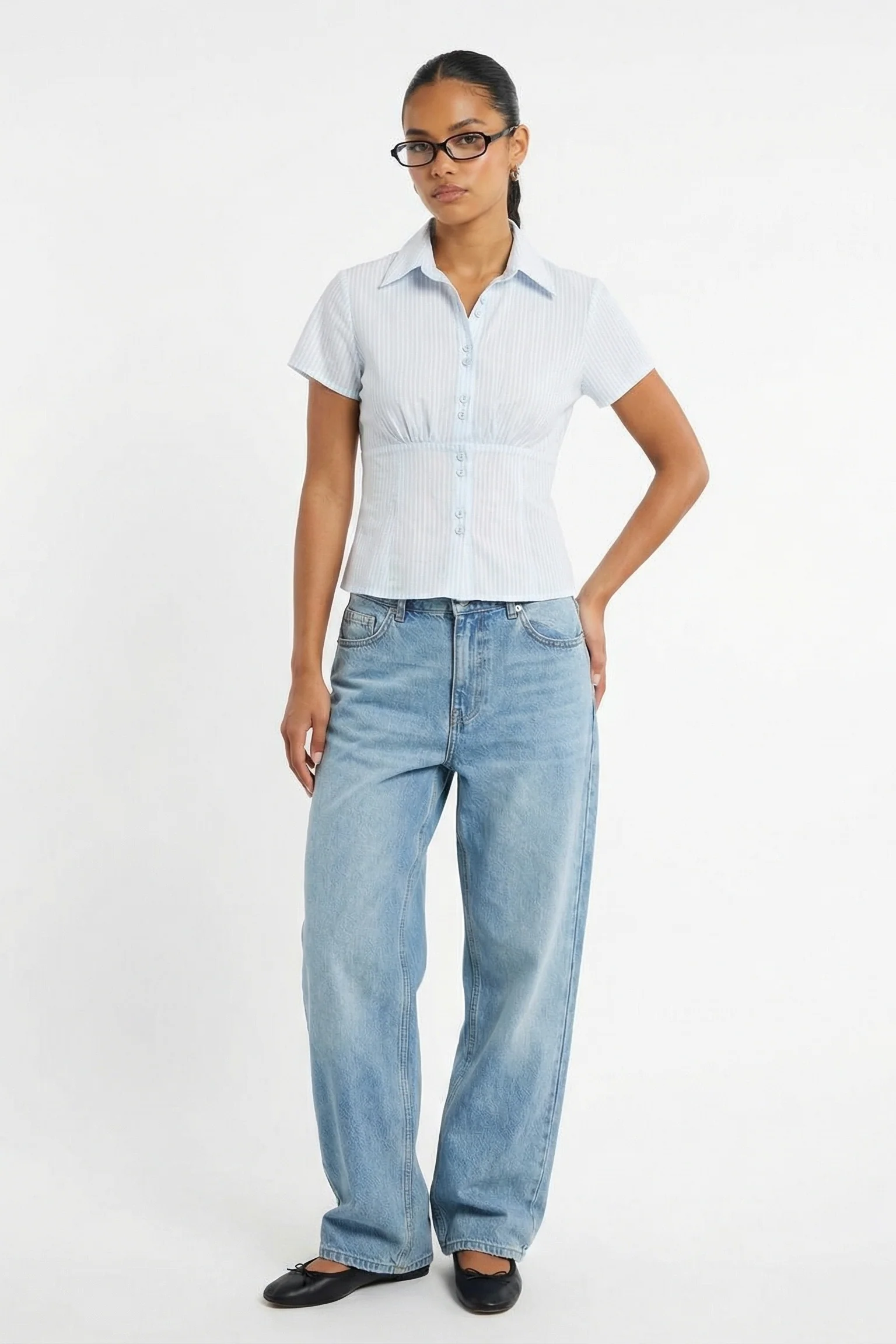 FITTED SHORT SLEEVE STRIPED BLOUSE - Image 3