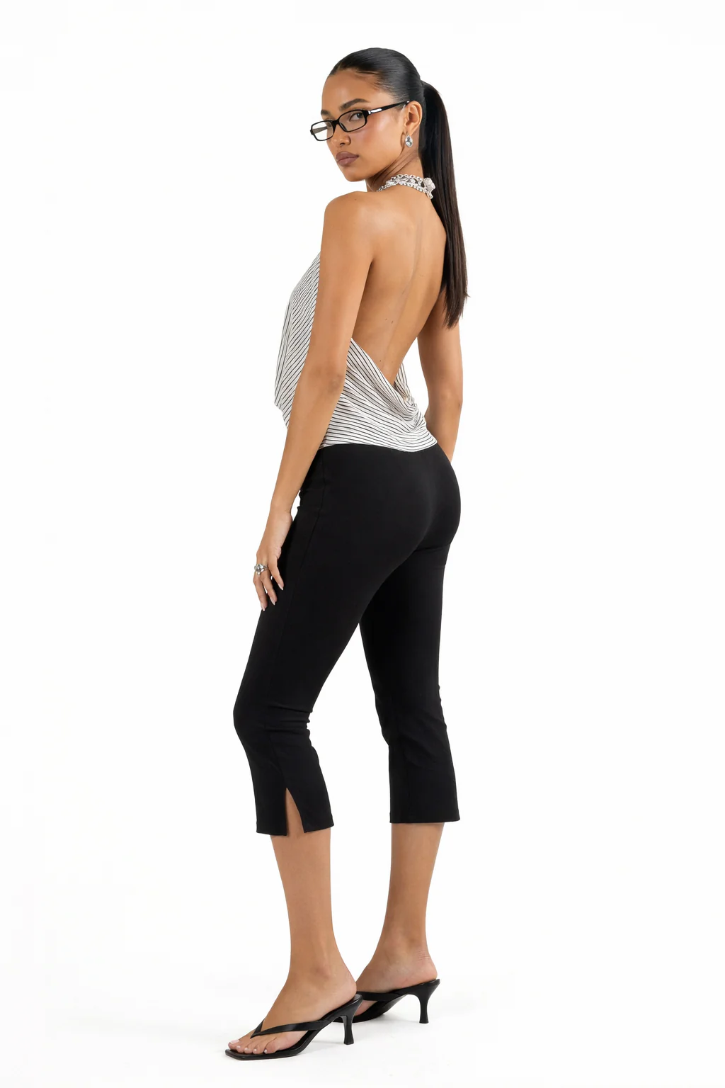 FITTED CAPRI PANT - Image 2