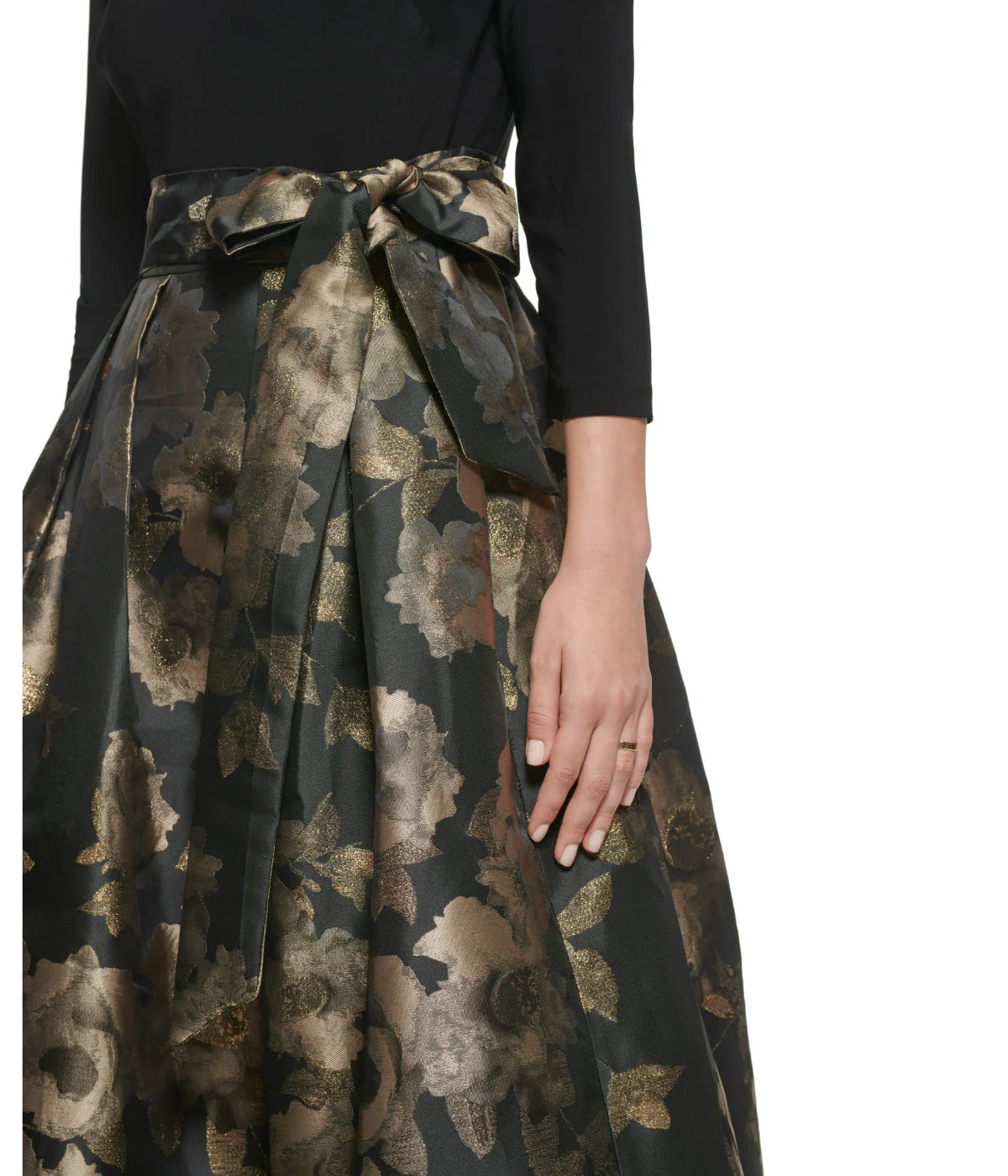1Pc 3/4 Sleeve Boatnk Inset Waist Ballgown W/ Pleated Skirt & Tie Sash Black Gold - Image 4