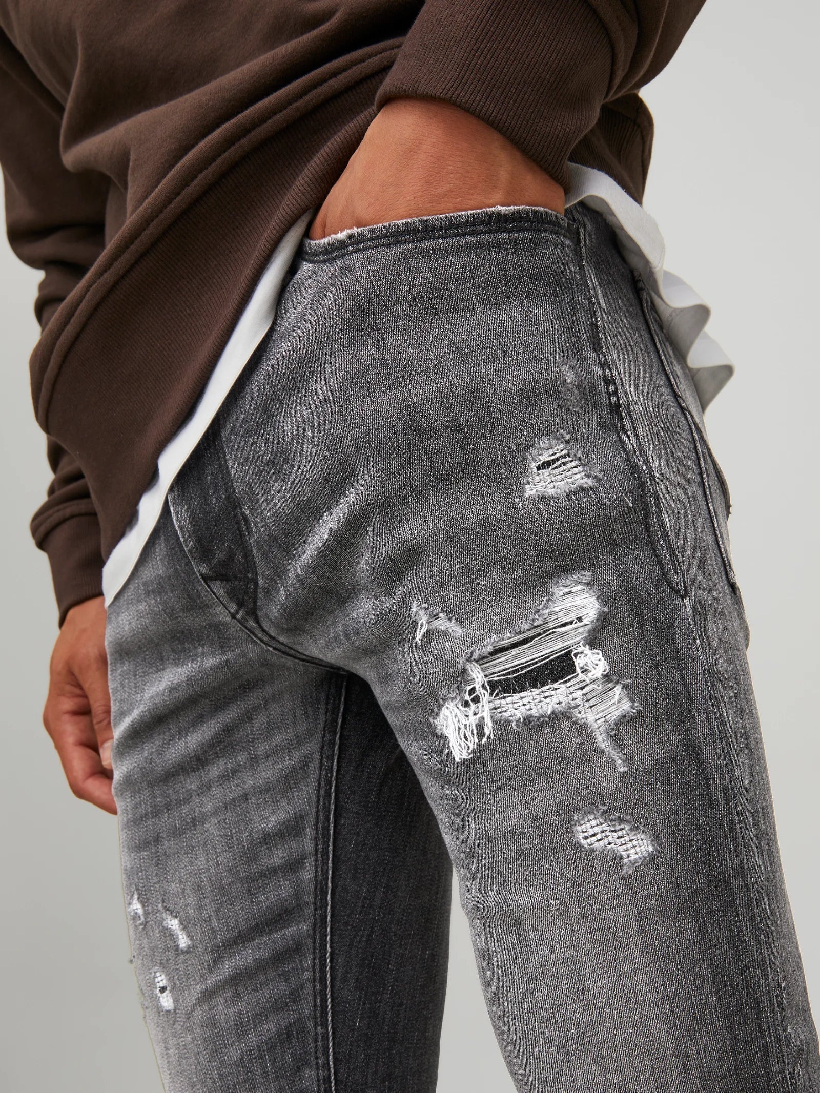 Black Denim Liam Seal Jeans - Image 4