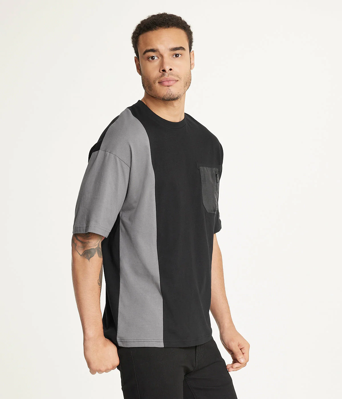 Brooklyn Laundry Mens Drop Shoulder Core Nylon Pocket Tee 2 - Image 3
