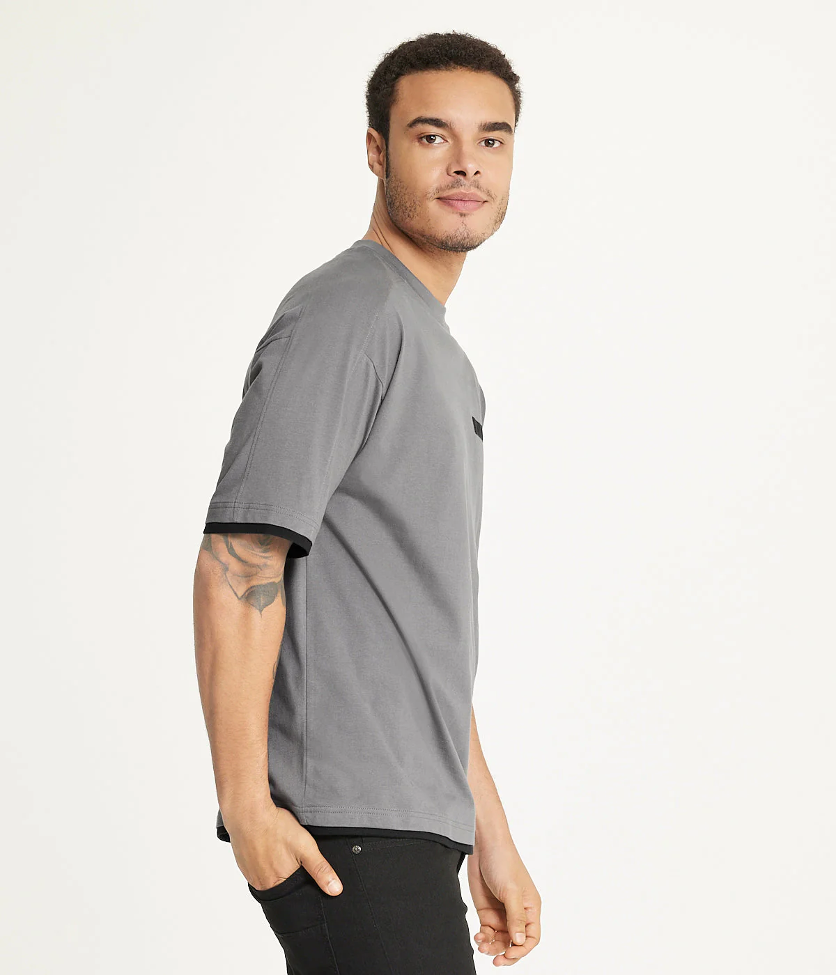 Brooklyn Laundry Mens Drop Shoulder Core Nylon Pocket Tee - Image 3