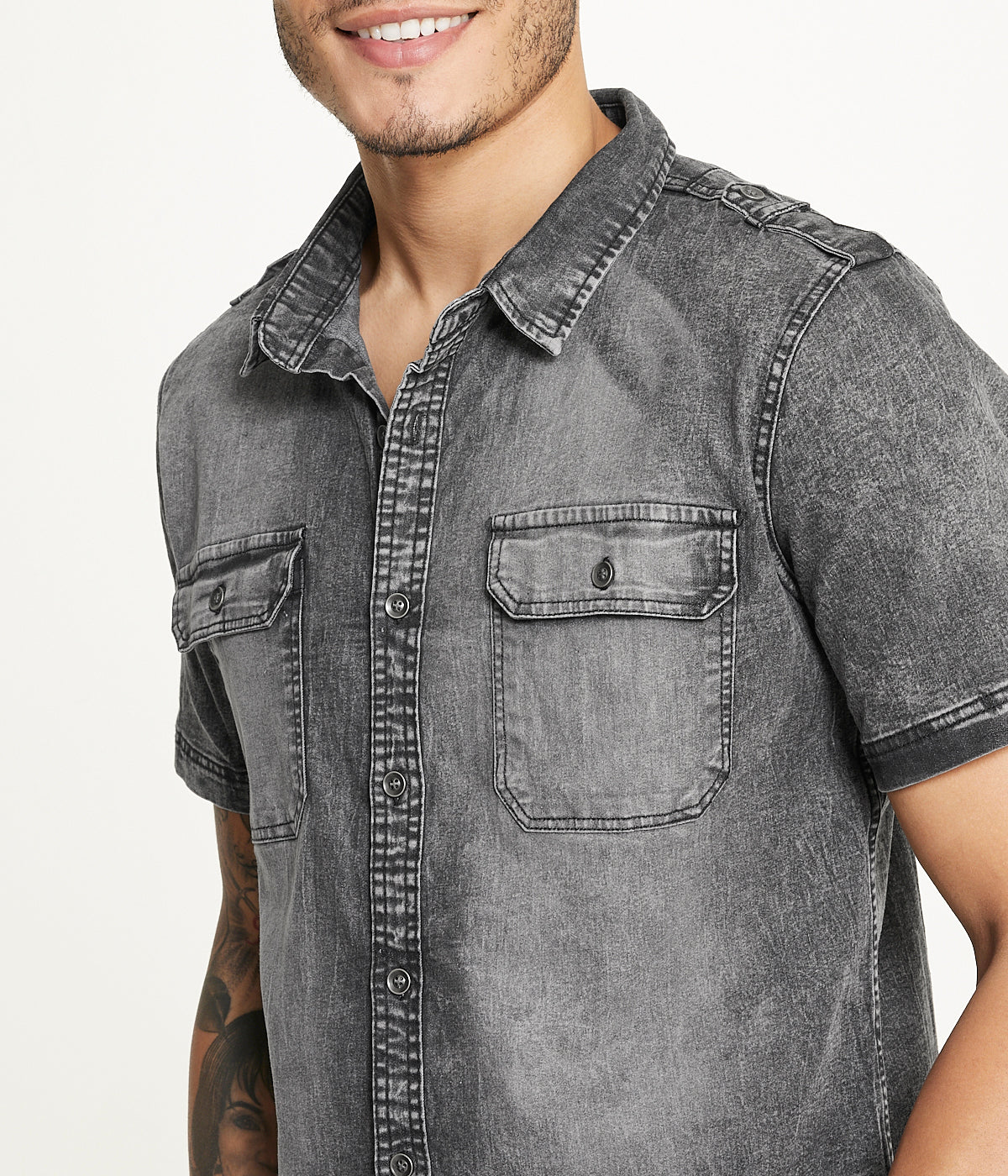 Brooklyn Laundry Men's Short Sleeve Stretch Denim Shirt - Image 4