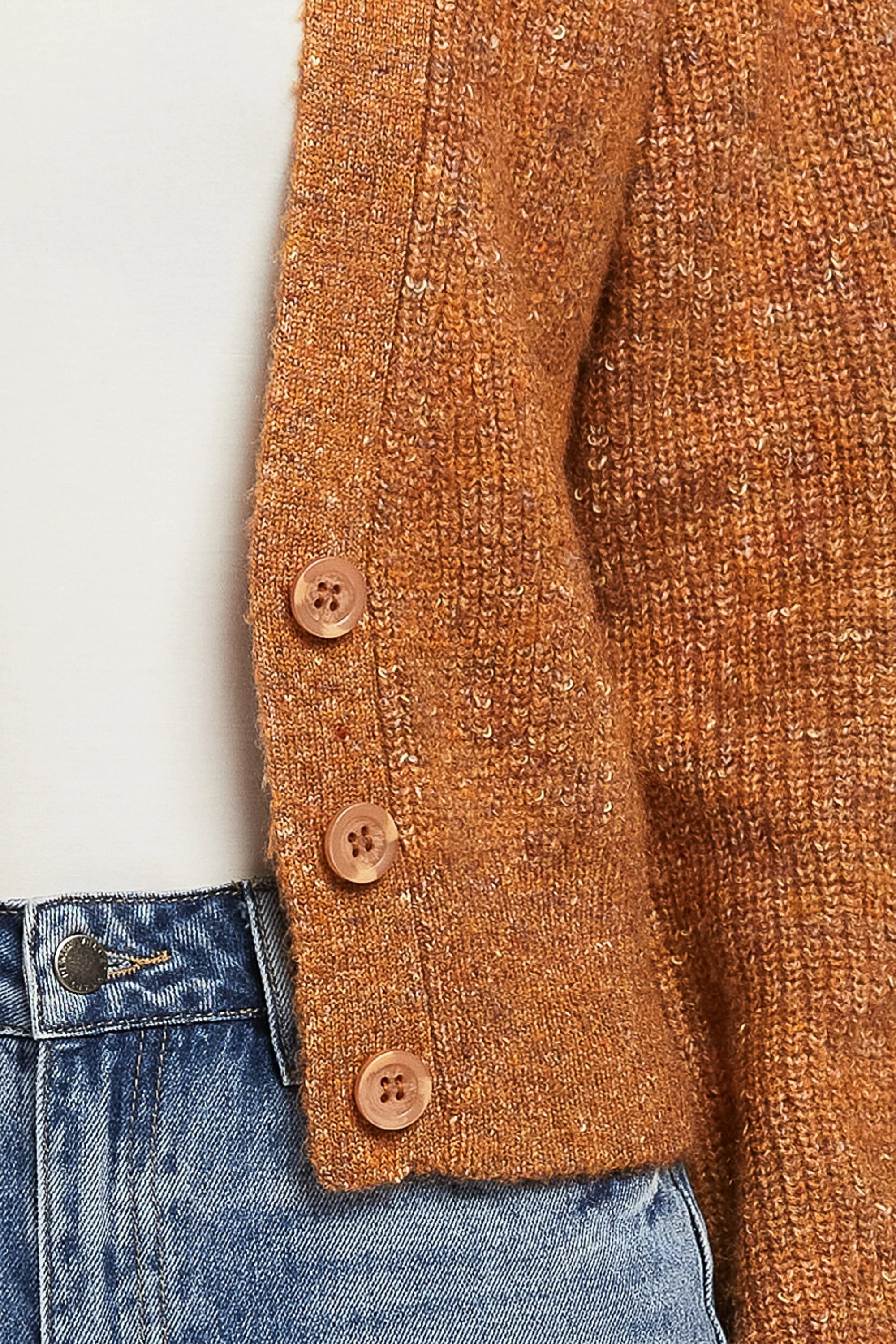 Damita Long Sleeve Raglan Sleeve V-Neck Three Button Fron Cardigan - Image 3