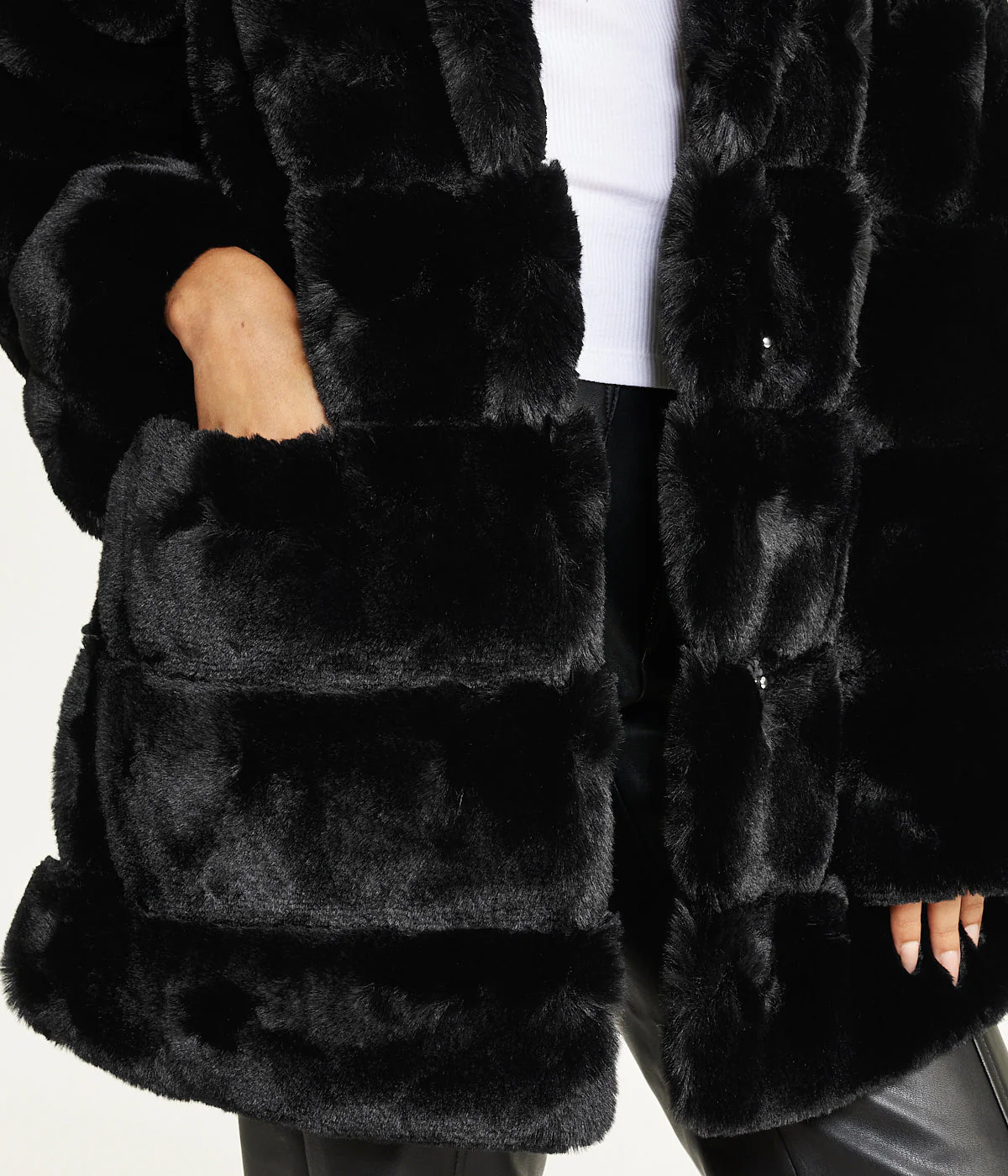 Faux Fur With Lapel Collar Black - Image 4