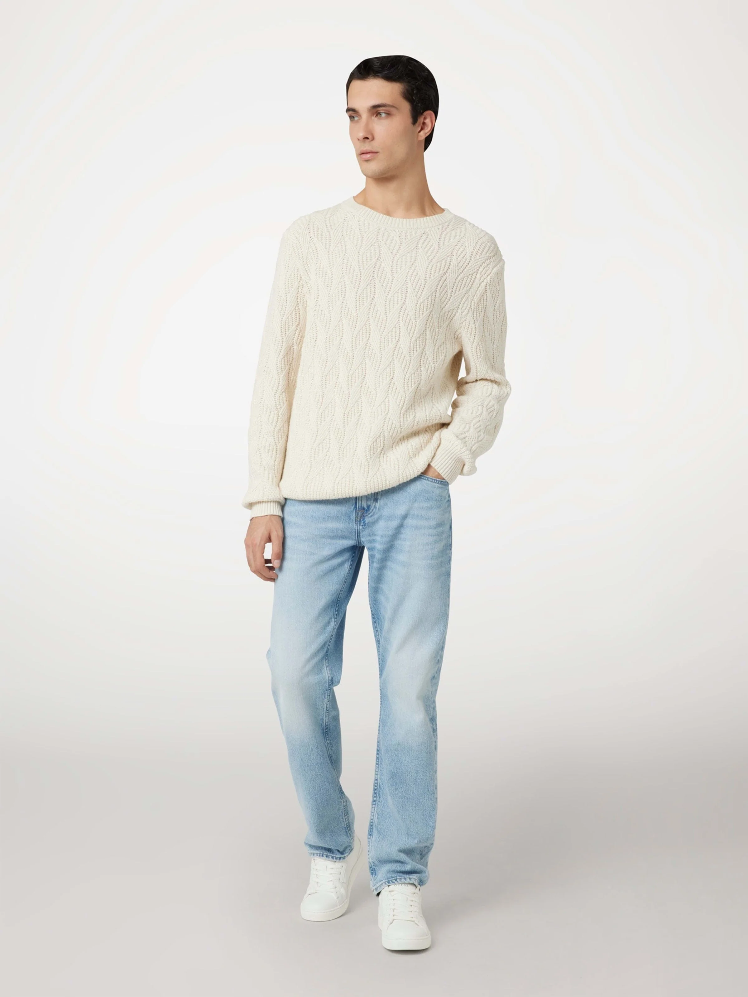 Evander Cable Sweater - Image 6